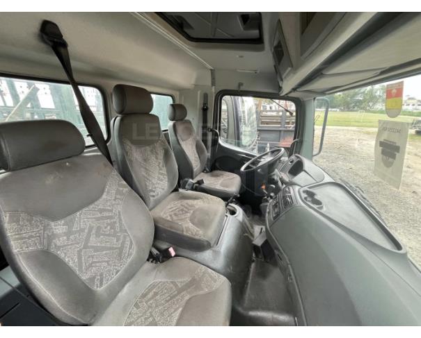 Foto de RIO DE JANEIRO/RJ- VTNE CAMINHÃO EMP GE ATEGO 1725/42 5T 4X4 MERCEDES-BENZ