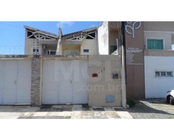 Foto de FORTALEZA/CE — Casa com 3 quartos e 2 vagas na garagem no bairro Cidade dos Funcionários