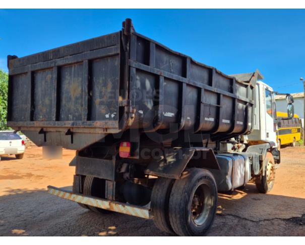 Foto de HIDROLÂNDIA/GO - Caminhão Iveco / Tector 170E22, 2013/2014