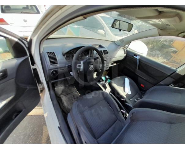 Foto de RIO DAS OSTRAS/RJ - VW POLO SEDAN 2.0 COMFOR