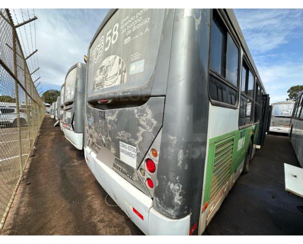 Foto de BRASÍLIA/DF - Ônibus  VW Induscar Mil U OT, (1726/59 O500U Caio Millenium) 2008/2009