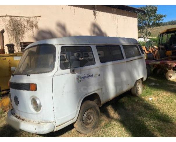 Foto de PORCIÚNCULA/RJ - VW Kombi 2004/2005