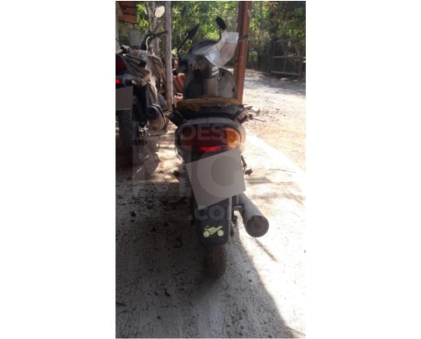 Foto de ITAÚNA/MG - (MOTONETA) - CIRCULÁVEL - HONDA C100 BIZ ES - 2004/2005