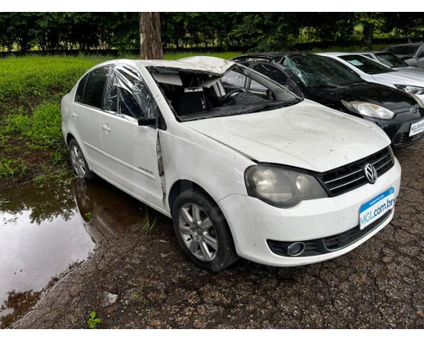 Foto de ITAÚNA/MG- VOLKSWAGEN POLO SEDAN 1.6 COMFOR 2013/2013- PA12764