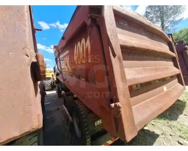 Foto de OSASCO/SP- CAMINHÃO CAÇAMBA MEIA CANA - M. BENZ AXOR 2831 K ROSSETI  - ANO: 2011/2012 - PA13162