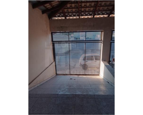 Foto de ITAÚNA/MG — Casa com 02 quartos no Bairro Godofredo Gonçalves (desocupada)