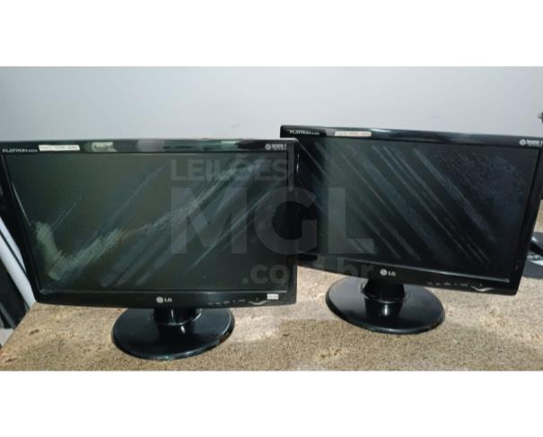Foto de GOVERNADOR VALADARES/MG - Informática – Monitores, Notebooks, placa mãe de computador, cabos