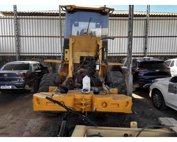 Foto de PIRAPETINGA/MG - Pá carregadeira Caterpillar modelo 924G
