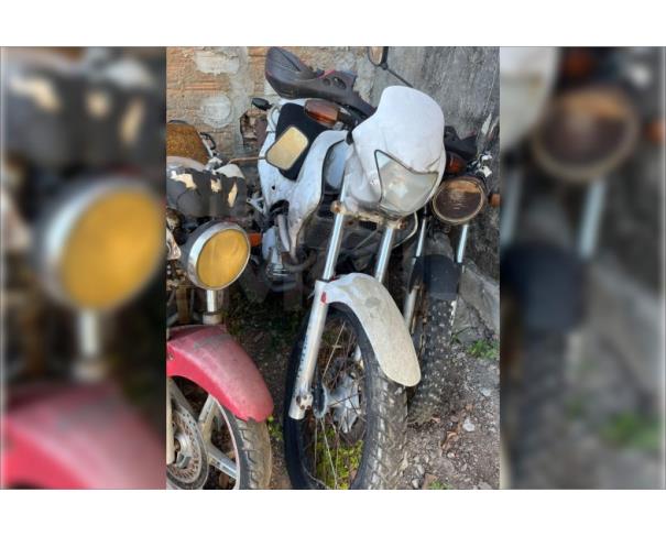 Foto de ARAGUAPAZ/GO - Motocicleta HONDA NX-4 Falcon - CIRCULÁVEL