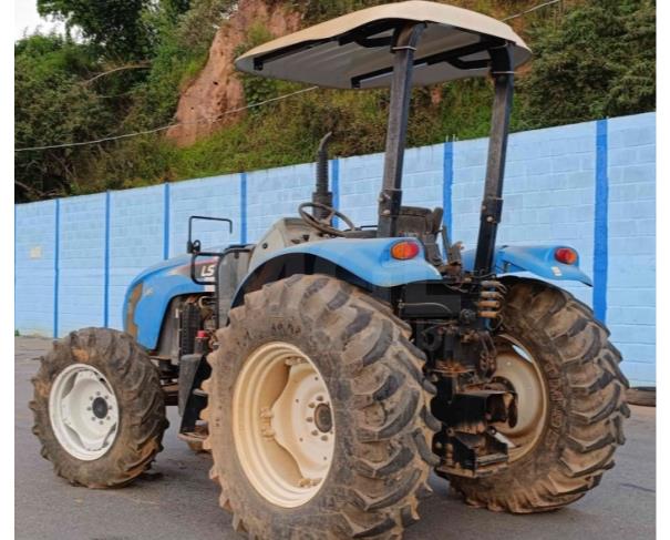 Foto de IBITURUNA/MG - Trator LS, modelo U80