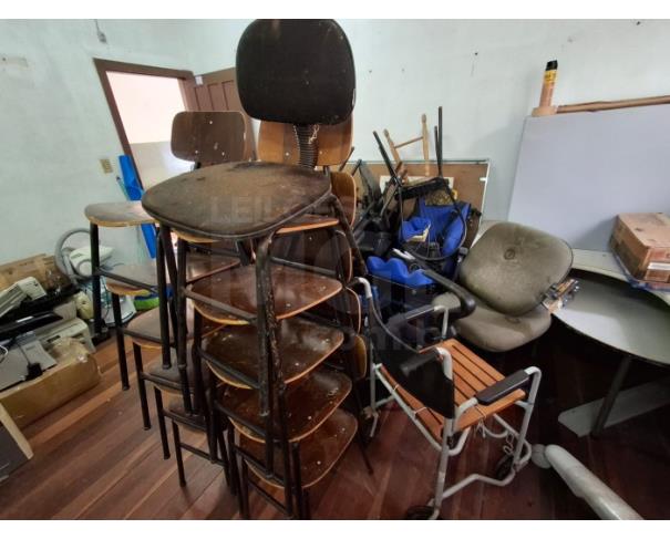 Foto de SANTA TEREZA/RS - Moveis diversos.