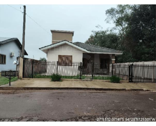 Foto de SANTA ROSA/RS — Casa com 702m², 2 quartos, 1 Vaga na Garagem (F8444412804850)