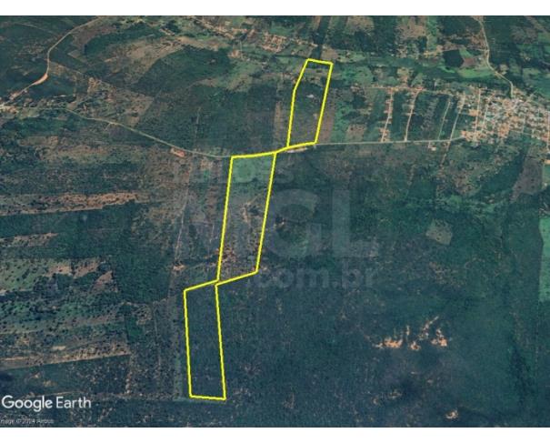 Foto de CÔNEGO MARINHO/MG — Terreno rural com 60.60.00 hectares e benfeitorias na Fazenda Angical ou Tocantins