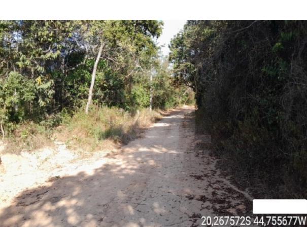 Foto de CLÁUDIO/MG — Terreno/ Chácara com 902m² no Balneário Quintas do Lago