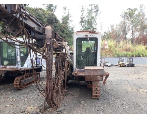Foto de ITAÚNA/MG - PERFURATRIZ HIDRÁULICA HCR 1500 - PA9940
