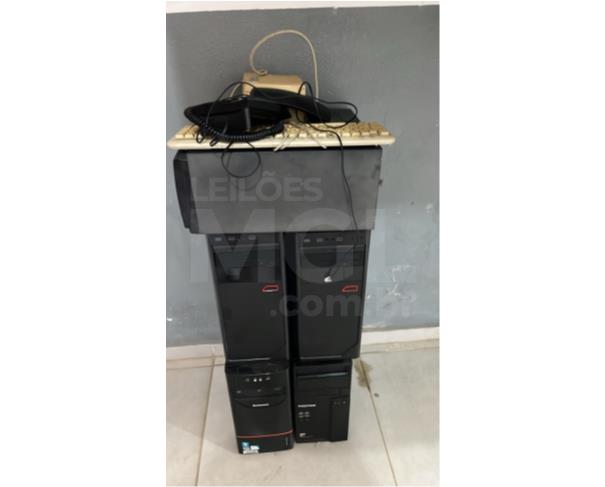 Foto de MARMELÓPOLIS/MG - Sucata de eletrônicos