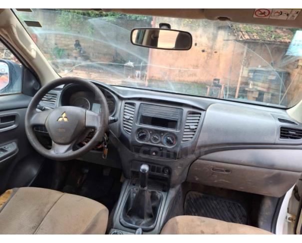 Foto de BOM JESUS DO GALHO/MG - Caminhonete Mitsubishi L200 Triton Sport GL, 2018/2019, DIESEL 