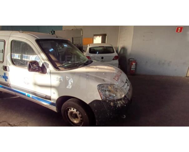 Foto de LIMEIRA/SP - CARRO - Peugeot Partner GRE Ambulância, 2018/2019
