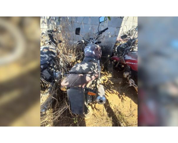 Foto de ABADIA/GO - SUCATA - HONDA CBX 250 TWISTER - 2004/2004