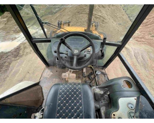 Foto de ADRIANÓPOLIS/PR - Retroescavadeira JCB