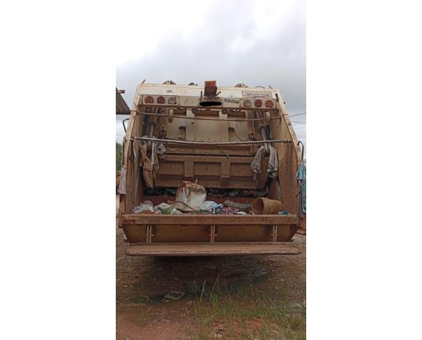 Foto de CARANDAÍ/MG - Compactador de lixo para caminhão