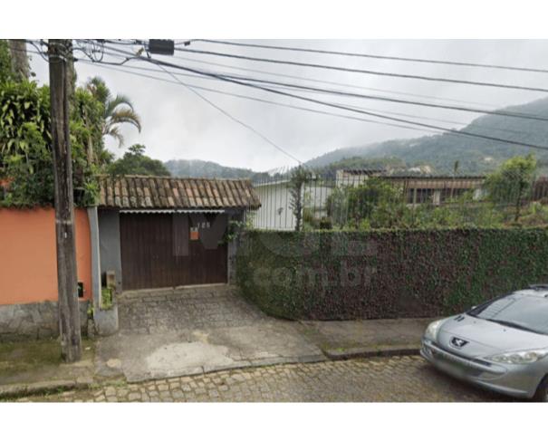 Petrópolis/rj — casa no bairro quitandinha residencial em leilão | mgl leilões
