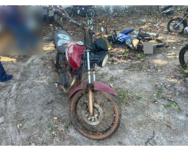 Foto de ARAGUAPAZ/GO - Motocicleta HONDA CG150 Titan ES - PARA RETIRADA DE PEÇAS - MOTOR INSERVÍVEL