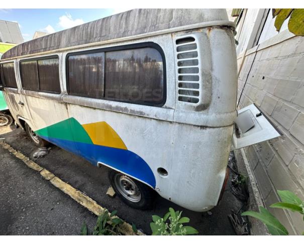 Foto de RIO DAS OSTRAS/RJ - VW KOMBI LOTAÇÃO