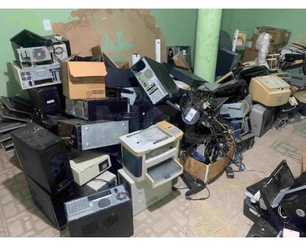 Foto de CARMO/RJ - Informática – CPUS, impressoras, monitores, estabilizadores