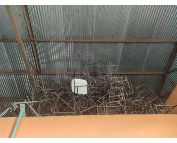 Foto de QUATIGUÁ/PR - Bens diversos (Câmara frigorifica inox 04 portas, fogão, freezer, geladeira 380L, sucata cadeiras e carteiras)