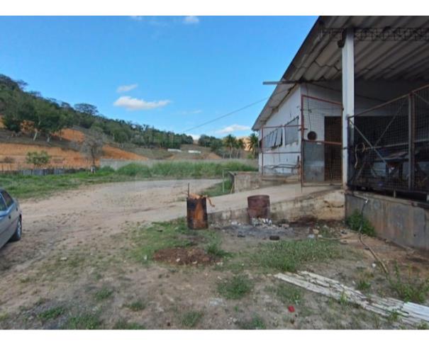 Foto de MIRAÍ/MG - Lote urbano com 2.000m² no Centro. 