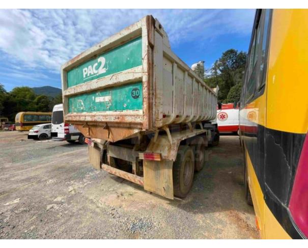 Foto de ADRIANÓPOLIS/PR - Caminhão Mercedes-Benz Atron 2729 K 6x4, 2014/2014, DIESEL 