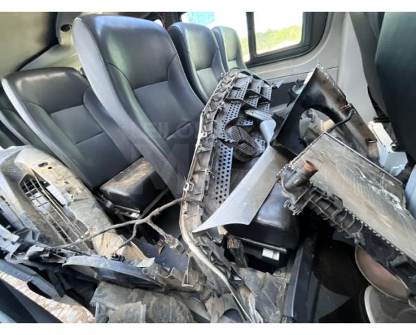 Foto de ITAÚNA/MG- VAN MERCEDES BENZ 415 CDI  SPRINTER M 16 LUGARES 2019/2019 -PA12354