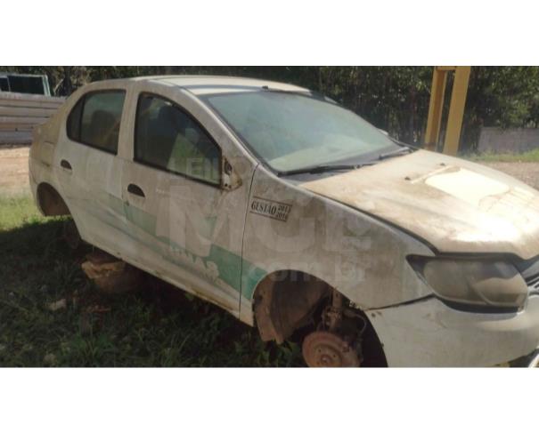 Foto de TUNAS DO PARANÁ/PR - Renault Logan Authentique 1.0 16V, 2014/2014, FLEX 