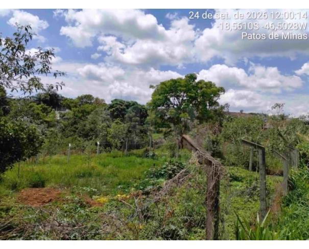 Foto de PATOS DE MINAS/MG - Lote urbano com área de 4.523,46 m², localizado no bairro Altos dos Caiçadas 