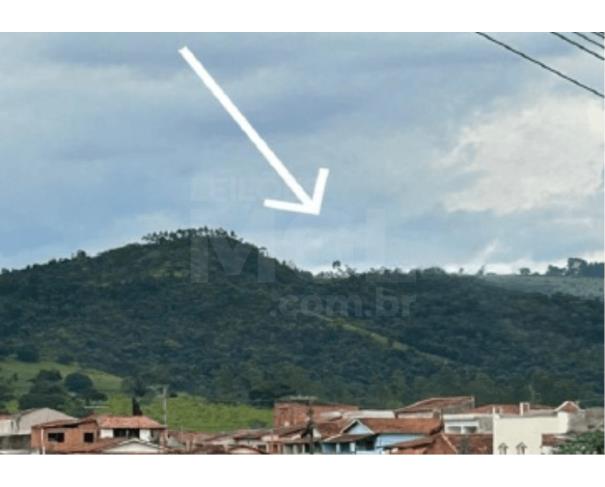 Foto de JACUTINGA/MG IMÓVEL RURAL SITUADO NO BAIRRO BOCAIÚVA COM ÁREA DE 6,7074HA 