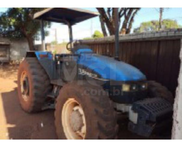 Foto de CRUZÁLIA/SP - TRATOR NEW HOLLAND TL90.