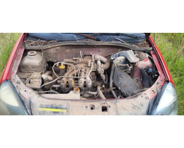 Foto de ARAMBARÉ/RS - Renault Clio Authentique 1.0 H, 2004/2004, GASOLINA 