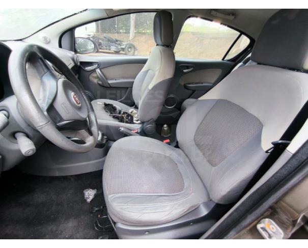 Foto de ITAÚNA/MG- FIAT PALIO ESSENCE 1.6 DL 2012/2013- PA12877