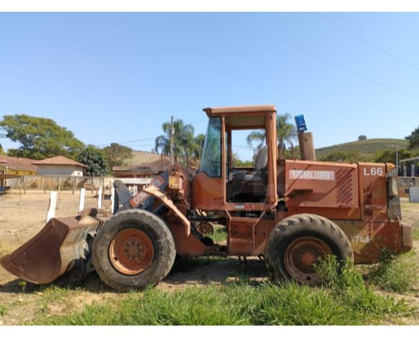 Foto de SANTA RITA DO SUPUCAÍ/MG-CARREGADEIRA VOLVO L50 2001