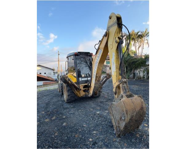 Foto de LAURENTINO/SC - Retroescavadeira RT004 B110B