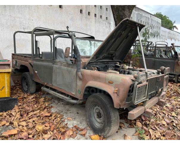 Foto de RIO DE JANEIRO/RJ- VTNE PICAPE EMP GE DEFENDER 130 3/4T 4X4 LAND ROVER 2005