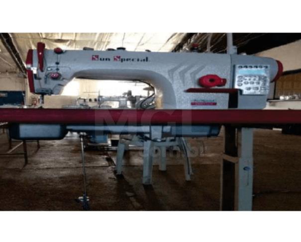 Foto de ITAÚNA/MG - Máquina de costura tipo reta, eletrônica, Sun Special