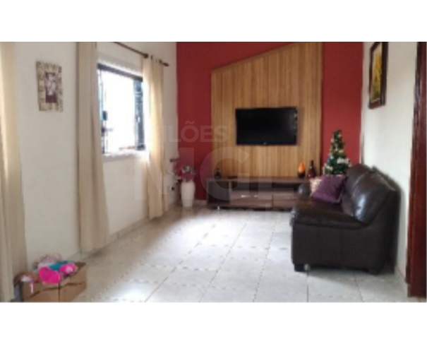 Foto de ALFENAS/MG – Casa com aproximadamente 184,00m², situada no loteamento Jardim Aeroporto II