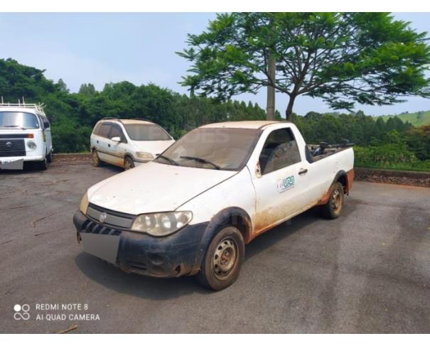 Foto de LAVRAS/MG - FIAT STRADA FIRE - 2009/2010 - COR:BRANCO- 
