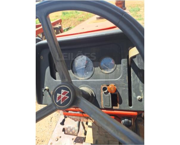 Foto de IRECÊ/BA - Trator Agrícola Massey Ferguson, modelo 265