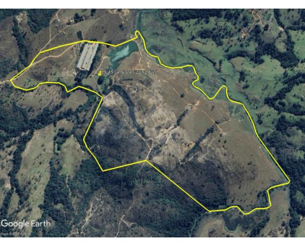 Foto de PERDIZES/MG — Terreno Rural com 10.23.20 hectares com 03 granjas