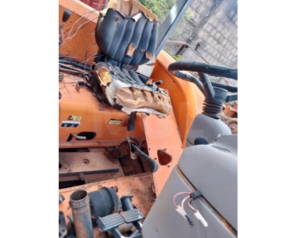 Foto de DOURADOQUARA/MG - Trator Agrícola Budny, modelo BDY 7540, 4X4.