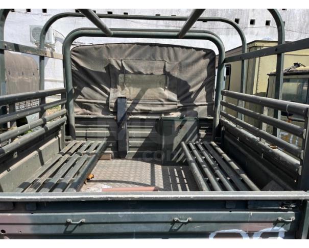 Foto de RIO DE JANEIRO/RJ- VTNE PICAPE EMP GE DEFENDER 130 3/4T 4X4 LAND ROVER 2005