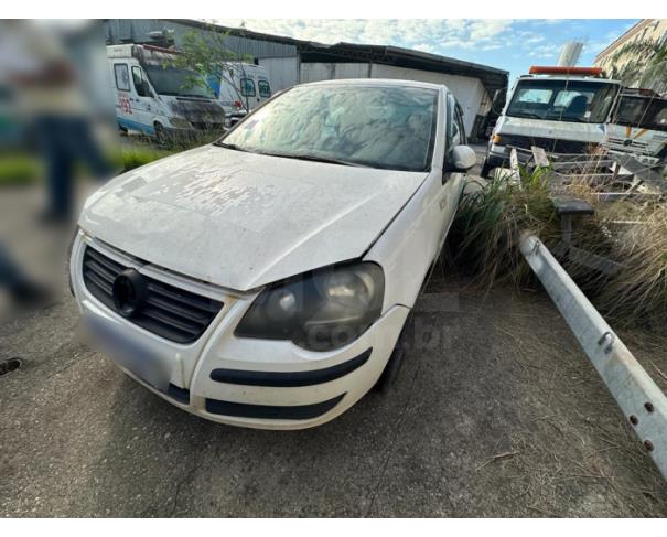 Foto de RIO DAS OSTRAS/RJ - VW POLO SEDAN 2.0 COMFOR